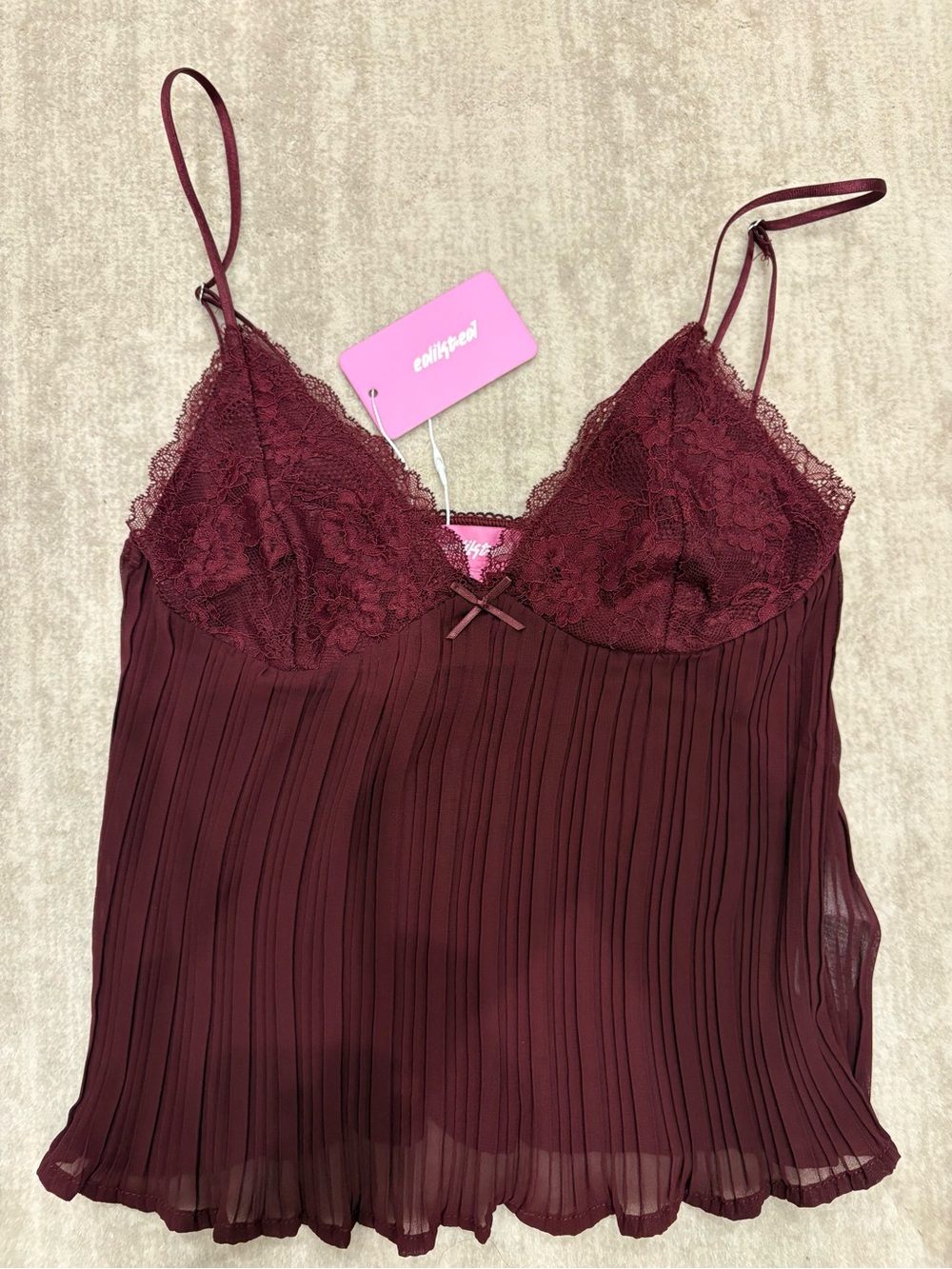 Edikted Lace Pleated Cami in Wine. Size Small. New with tags !